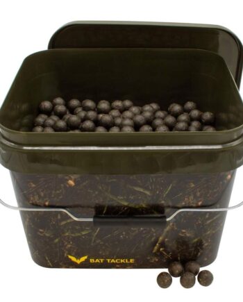 Bat-tackle Böse Boilies   Realistricâ  Spand   5kg Squid Boilies